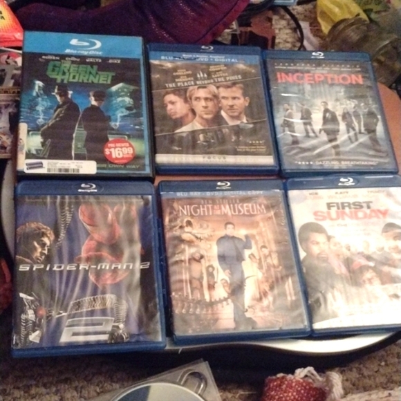 Blu Ray DVD Lot - Picture 1 of 4